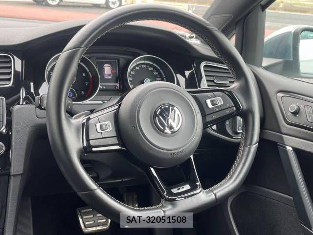 VolksWagen GOLF R 2014-08 876226-11