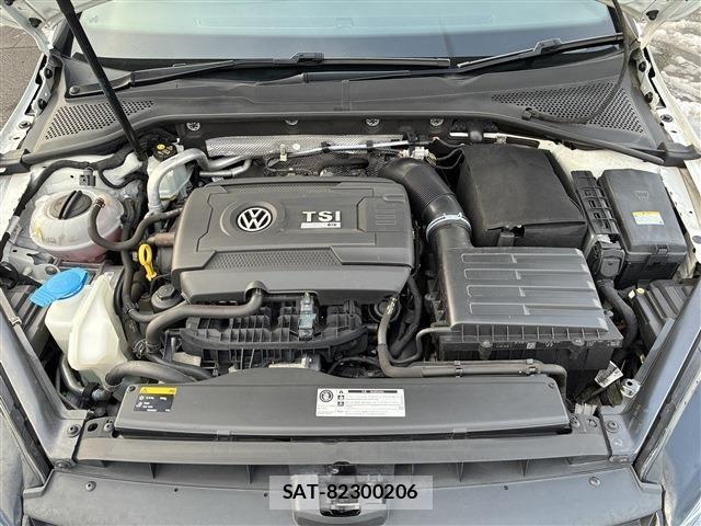 VolksWagen GOLF R 2017-06 3911238-10