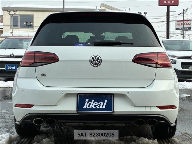 VolksWagen GOLF R 2017-06 3911238-5