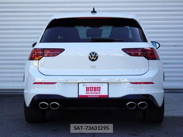 VolksWagen GOLF R 2022-12 4604502-3