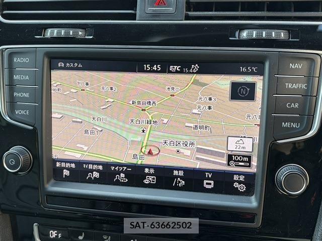 VolksWagen GOLF R 2014-08 6023089-9