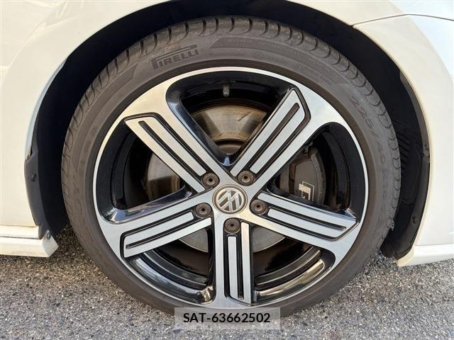 VolksWagen GOLF R 2014-08 6023089-4