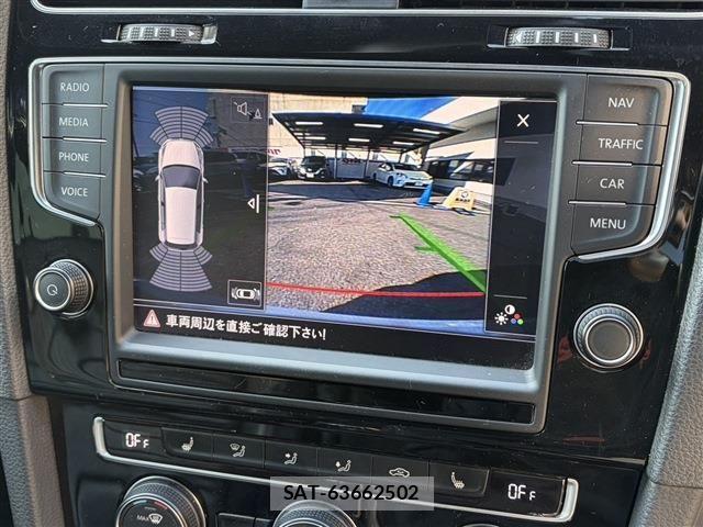 VolksWagen GOLF R 2014-08 6023089-8