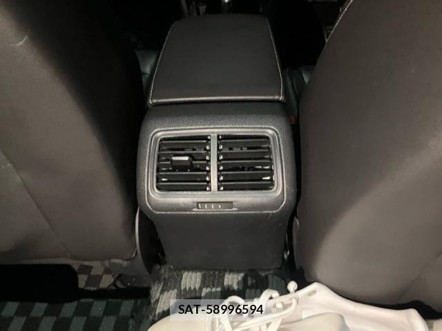 VolksWagen GOLF R 2014-09 6307269-11