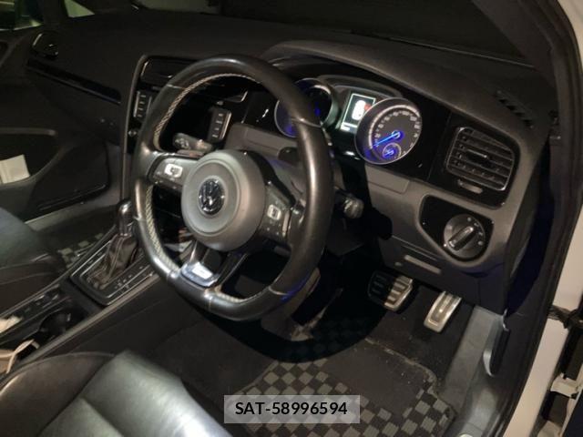 VolksWagen GOLF R 2014-09 6307269-16