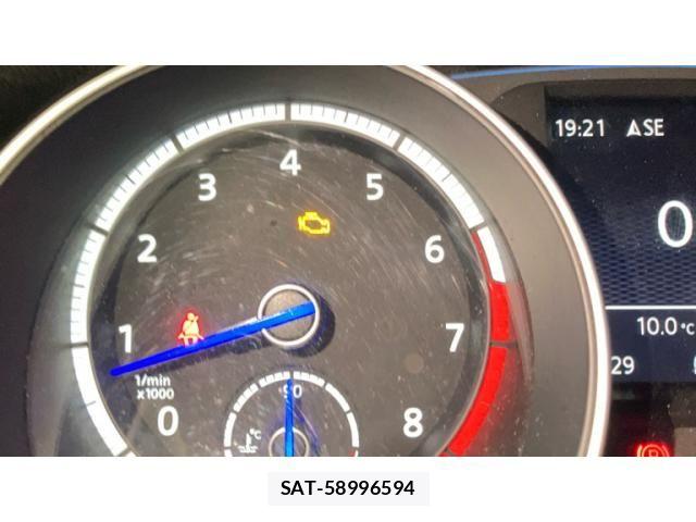 VolksWagen GOLF R 2014-09 6307269-27