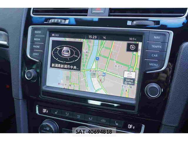 VolksWagen GOLF R 2015-09 6615694-10