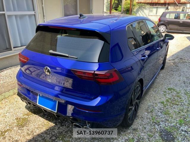 VolksWagen GOLF R 2022-11 6915362-3