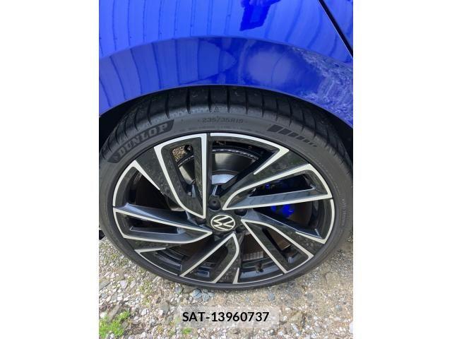 VolksWagen GOLF R 2022-11 6915362-6