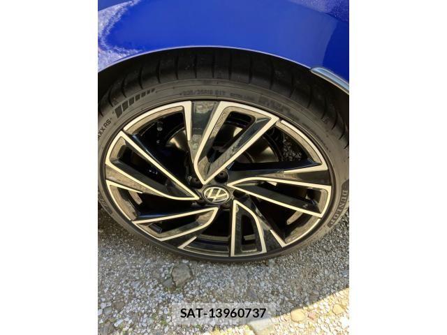 VolksWagen GOLF R 2022-11 6915362-7