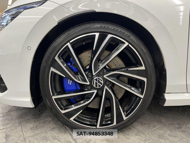 VolksWagen GOLF R 2022-10 7227096-10