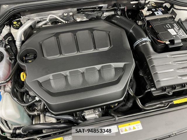 VolksWagen GOLF R 2022-10 7227096-11
