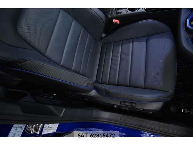 VolksWagen GOLF R 2023-10 7360469-9