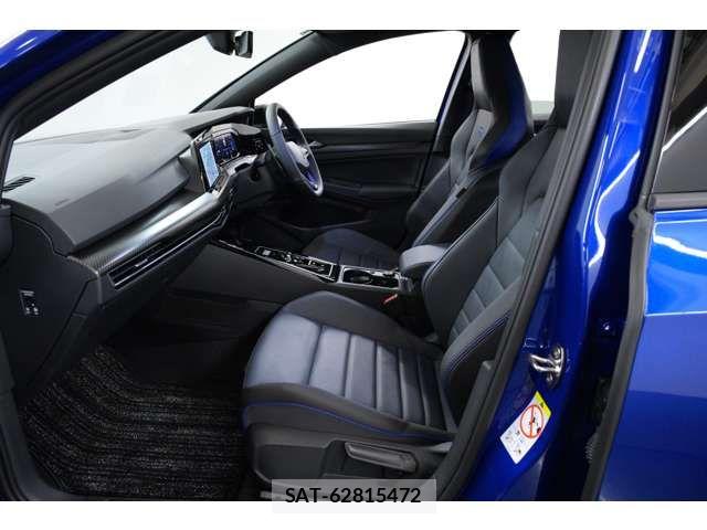VolksWagen GOLF R 2023-10 7360469-13