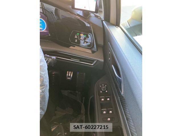 VolksWagen GOLF R 2023-12 7360471-16