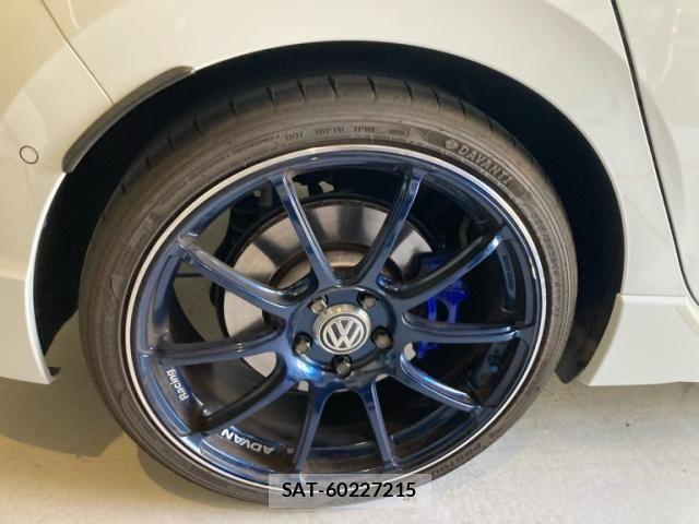 VolksWagen GOLF R 2023-12 7360471-6