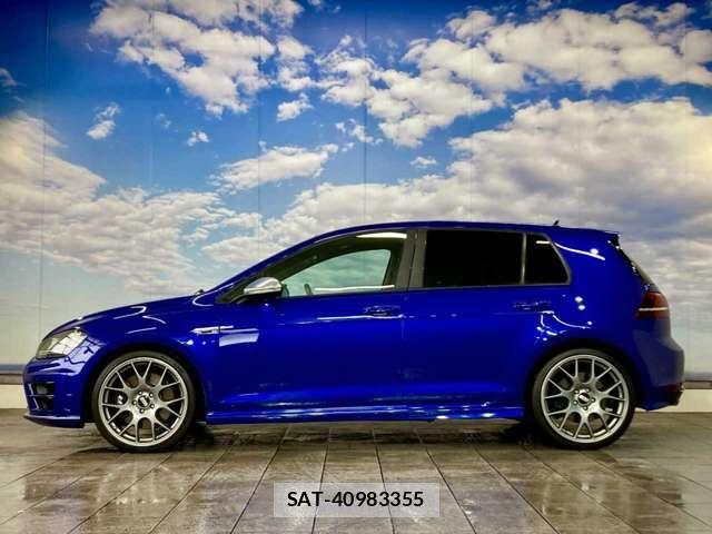 VolksWagen GOLF R 2014-11 7621329-17