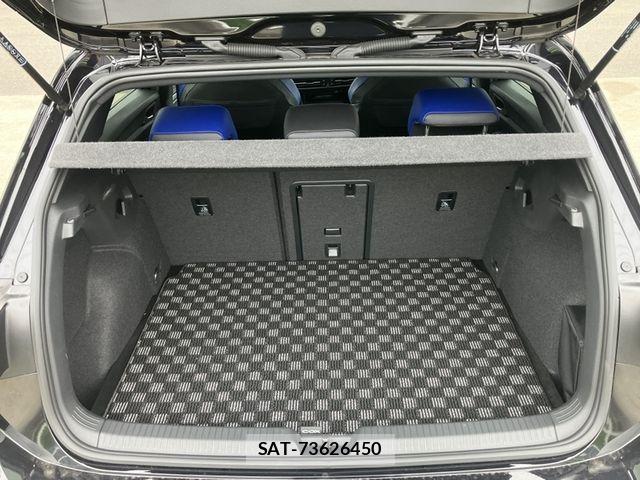 VolksWagen GOLF R 2023-12 7621327-12