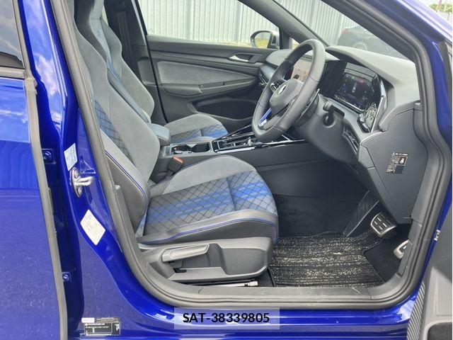 VolksWagen GOLF R 2022-10 8076134-10