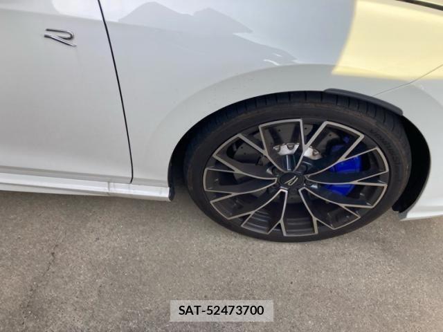 VolksWagen GOLF R 2026-03 8076135-17