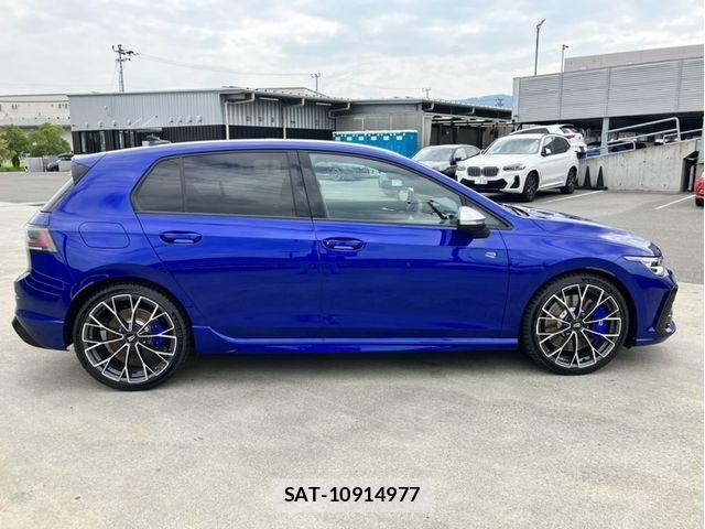 VolksWagen GOLF R 2025-06 8102703-5