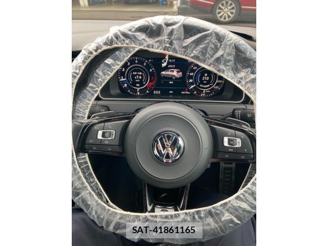 VolksWagen GOLF R 2020-03 8102704-13