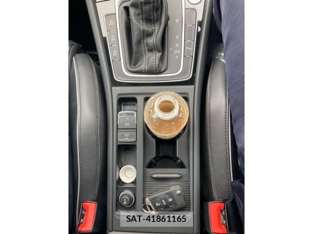 VolksWagen GOLF R 2020-03 8102704-17