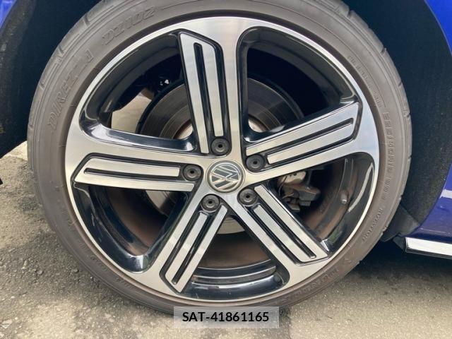 VolksWagen GOLF R 2020-03 8102704-8