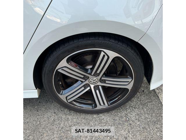 VolksWagen GOLF R 2017-08 8132992-4