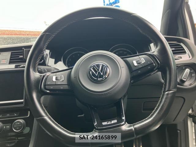 VolksWagen GOLF R 2015-10 8159519-12