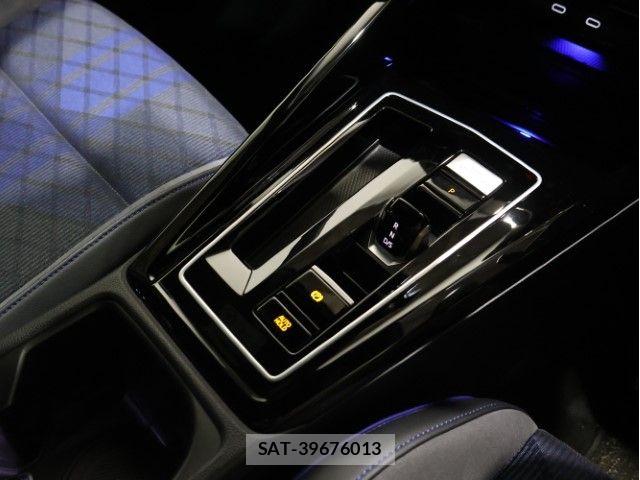 VolksWagen GOLF R 2023-09 8211016-23