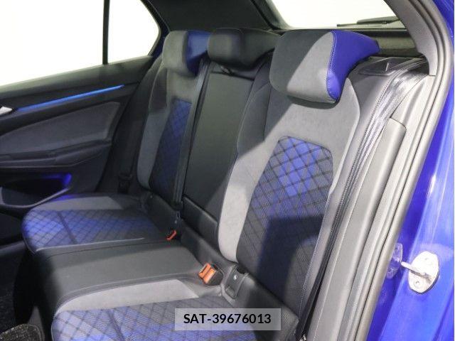 VolksWagen GOLF R 2023-09 8211016-5