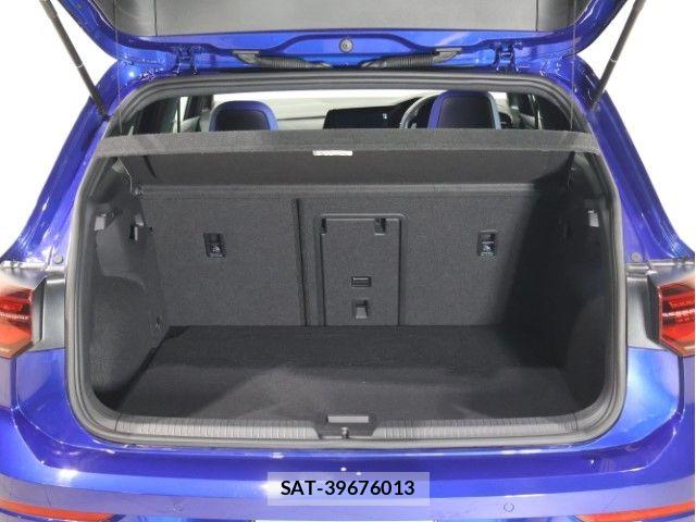 VolksWagen GOLF R 2023-09 8211016-7