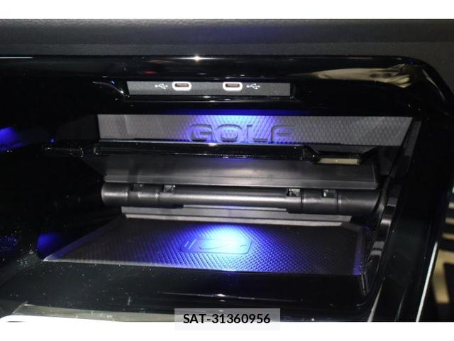 VolksWagen GOLF R 2024-02 8338505-24
