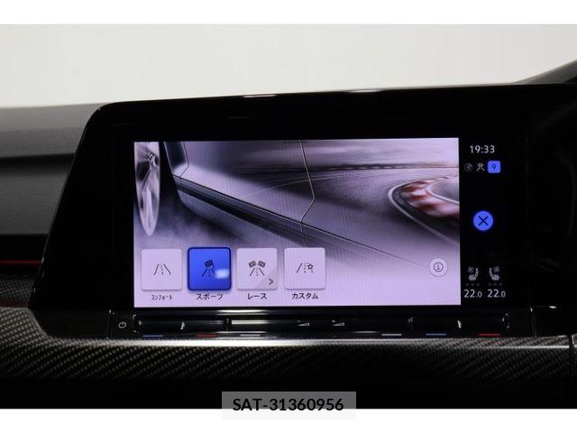 VolksWagen GOLF R 2024-02 8338505-25