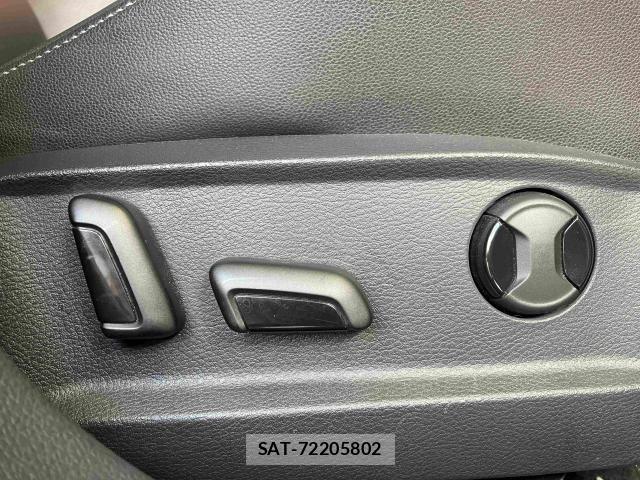 VolksWagen GOLF R 2015-07 8355888-18