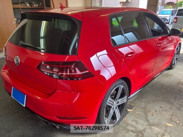 VolksWagen GOLF R 2018-07 8369734-9