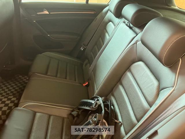 VolksWagen GOLF R 2018-07 8369734-11