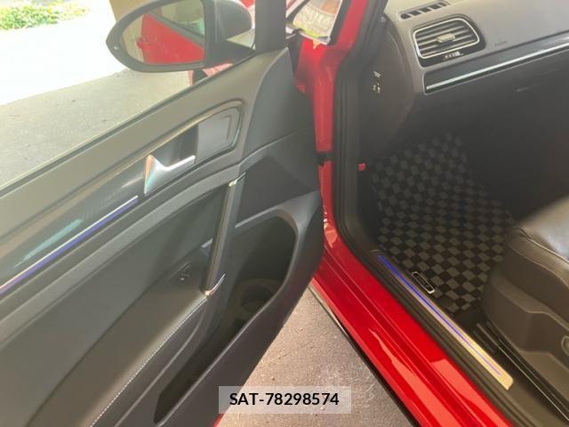 VolksWagen GOLF R 2018-07 8369734-12