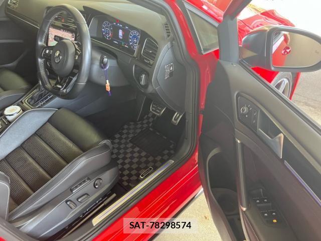 VolksWagen GOLF R 2018-07 8369734-14