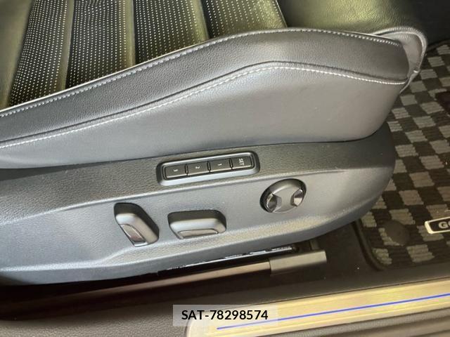 VolksWagen GOLF R 2018-07 8369734-16