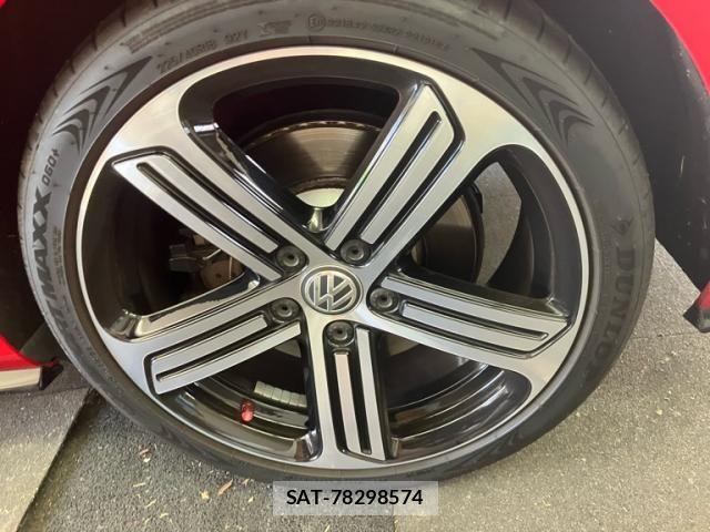 VolksWagen GOLF R 2018-07 8369734-3