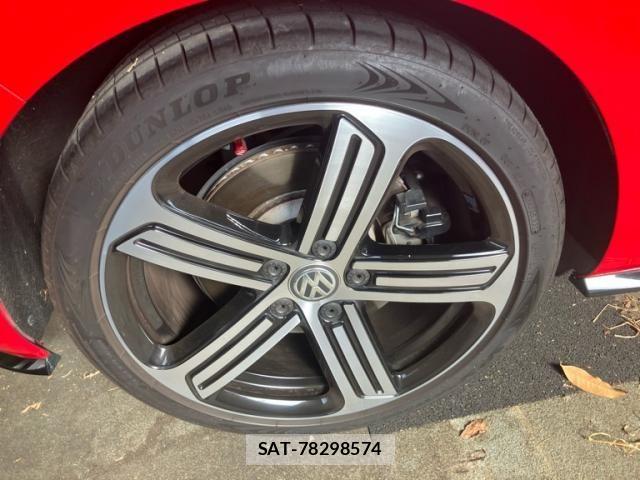 VolksWagen GOLF R 2018-07 8369734-4