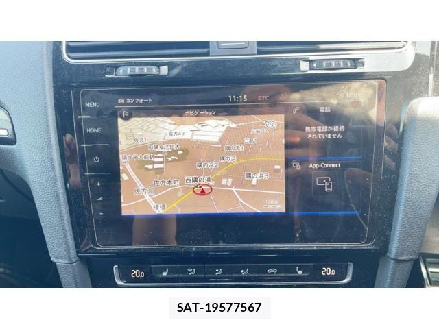 VolksWagen GOLF R 2017-07 8369735-16