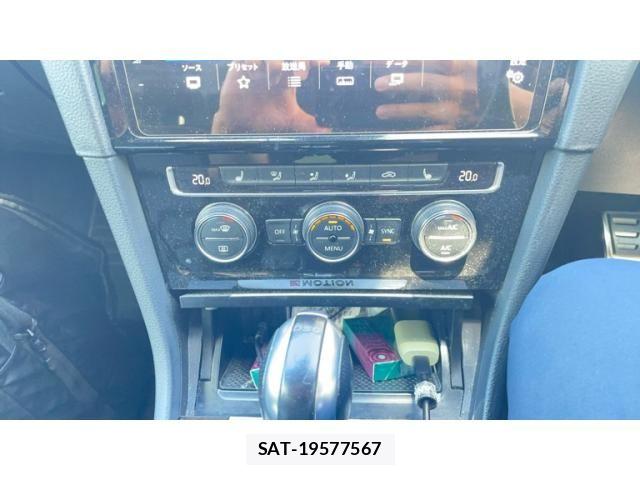 VolksWagen GOLF R 2017-07 8369735-18
