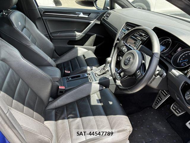 VolksWagen GOLF R 2015-05 8372381-11