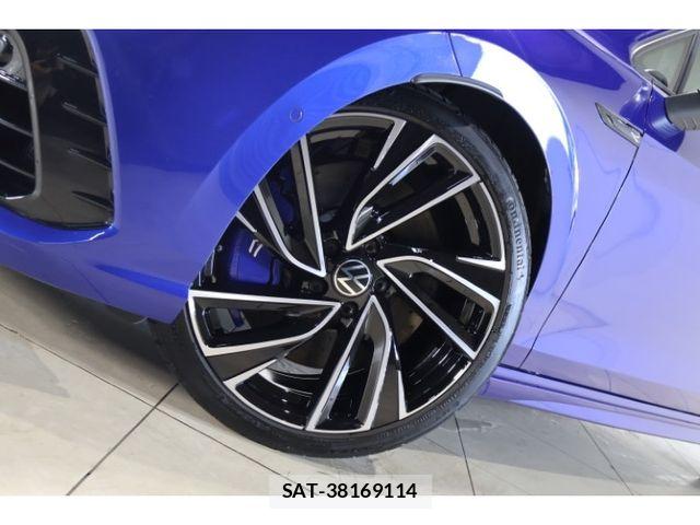 VolksWagen GOLF R 2024-02 8439102-14