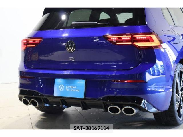 VolksWagen GOLF R 2024-02 8439102-17