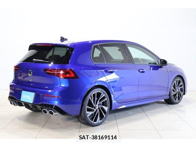 VolksWagen GOLF R 2024-02 8439102-1