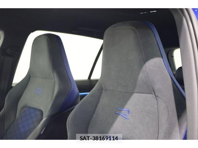 VolksWagen GOLF R 2024-02 8439102-3